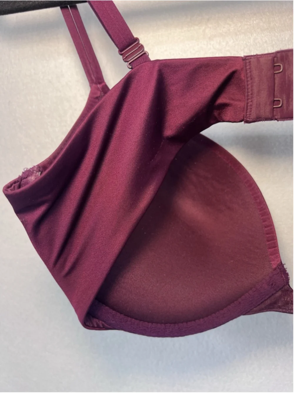Victoria Secret Very Sexy Push Up Bra Women’s Size 34D Burgundy Maroon